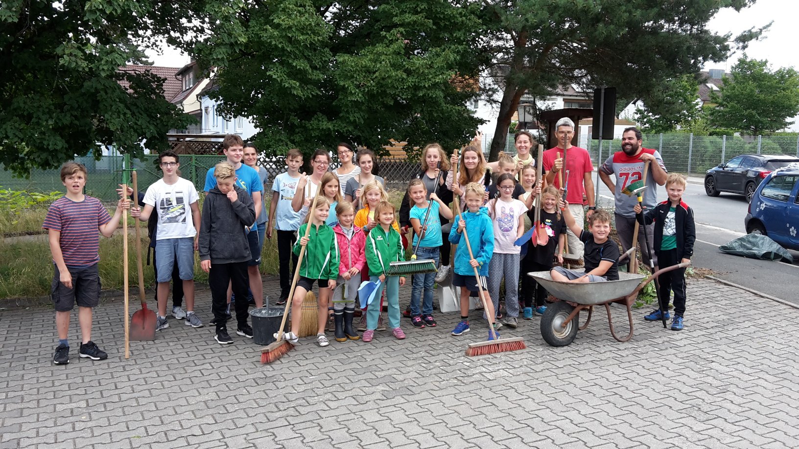 Reinigungsaktion Turnen 15.7.2017 Gruppe 